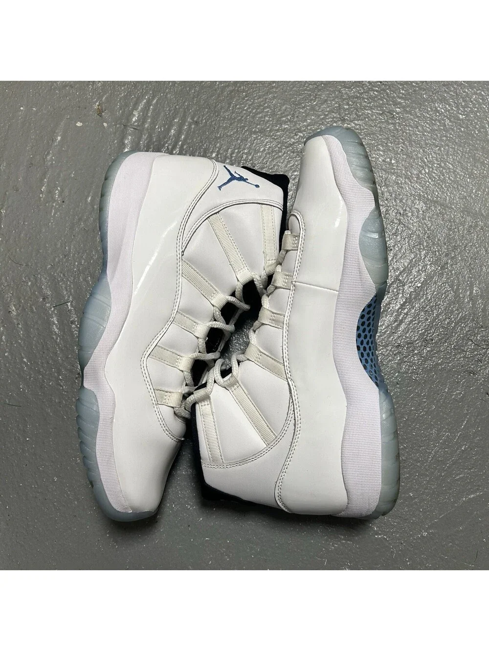 Air Jordan Retro 11 Legend Blue 2024 - Size 12 - (CT8012-104)